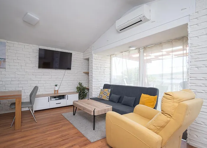 Apartment Dalmatino