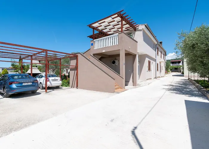 Apartment Dalmatino